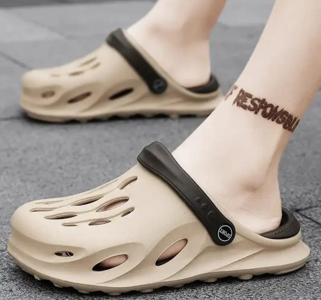 Unisex Lightweight Crocs Shoes - Comfortable Slip-On Clogs for Men & Women - Casual, Breathable, Anti-Slip Sandals - Image 2